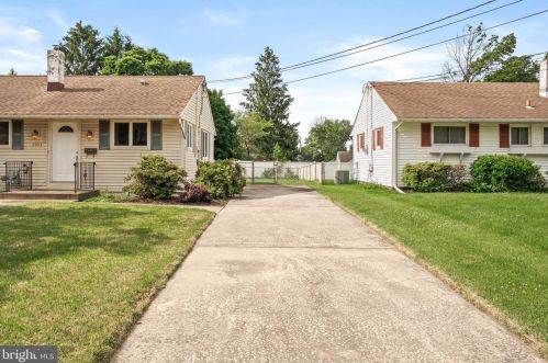 2043 Olden Ave, Trenton, NJ 08610-1807