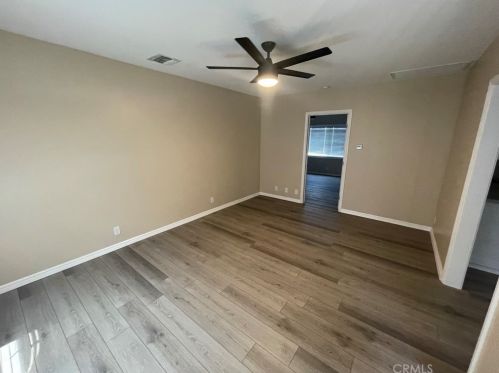 807 Chevy Chase Dr, Glendale CA 91205-3018 exterior