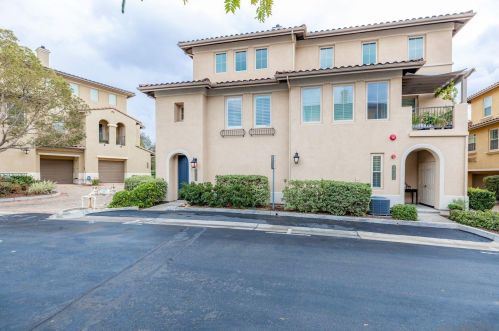 2728 Piantino Cir, San Diego, CA 92108-4736