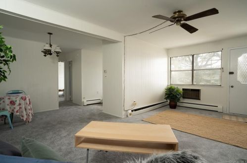 173 Parkside Dr, Airmont NY  10901-7854 exterior