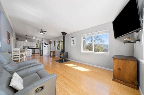 20063 Post Chaise Cir, Grass Valley CA  95949-9585 exterior