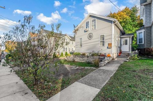 111 Hobart St, Meriden, CT 06450-4321