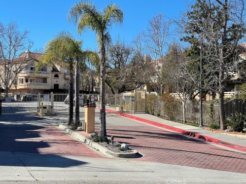 19843 Sandpiper Pl, Santa Clarita CA  91321-1308 exterior
