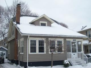 317 Frst Hl Dr, Syracuse NY  13206-3310 exterior