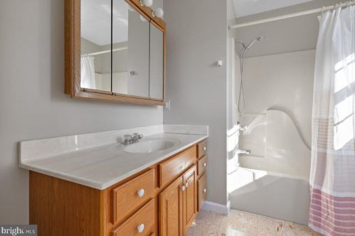 217 Green Hills Ln, New Market VA  22844-3526 exterior