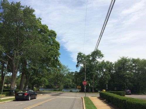 25 Davis Rd, Lakewood, NJ 08701-3147