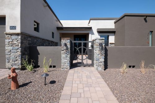 19142 Tonto Verde Ct, Scottsdale AZ 85263-5209 exterior