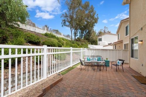 9530 Compass Point Dr, San Diego CA 92126-8527 exterior