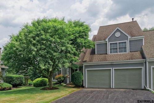 5 Springfield Dr, Reidsville, NY 12186-9321