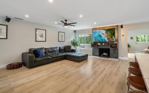 3987 Broadlawn St, San Diego CA 92111-3318 exterior