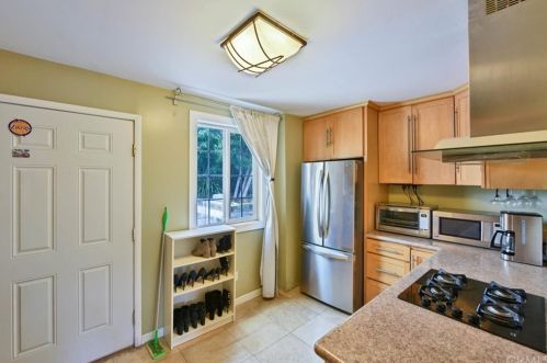 2634 Pacific Coast Hwy, Torrance CA  90505-7038 exterior