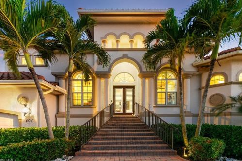 404 Seagull Ave, Naples, FL 34108-2150