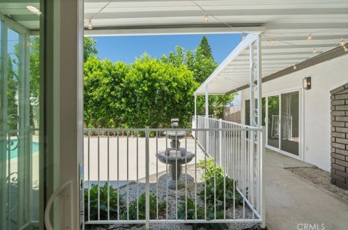 6747 Blewett Ave, Van Nuys CA  91406-6014 exterior