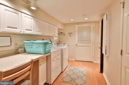 258 Aldrin Dr, Prospectville PA 19002-4101 exterior