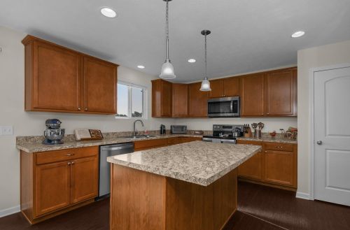 834 Cranberry Dr, Pataskala OH  43062 exterior