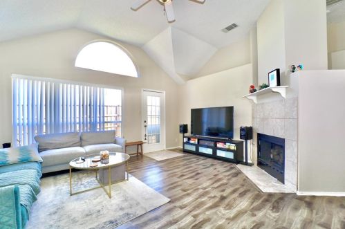 817 Ingleside Dr, Plano TX  75075-2576 exterior