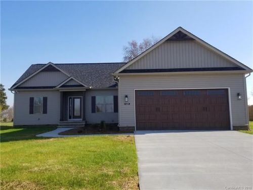 176 Greythorn Dr, Statesville, NC 28625-2380