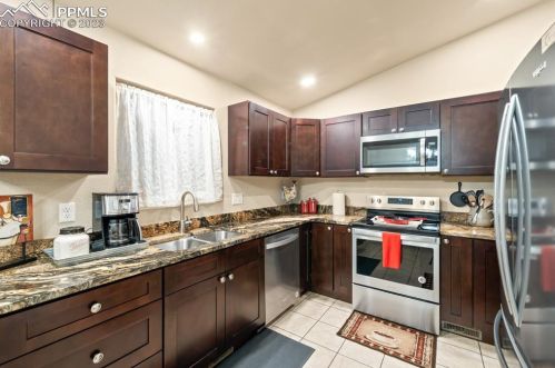 617 Norwood Ave, Pueblo CO  81000-4461 exterior