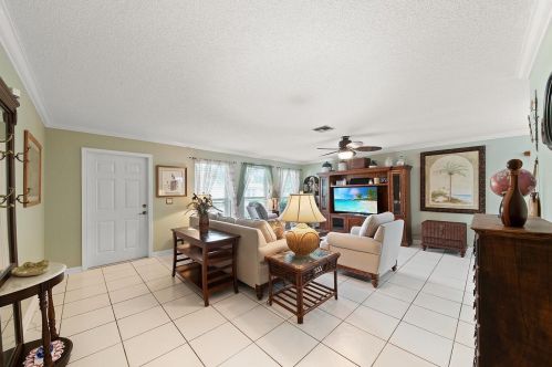 6372 Sleepy Willow Way, Delray Beach FL  33484-3511 exterior