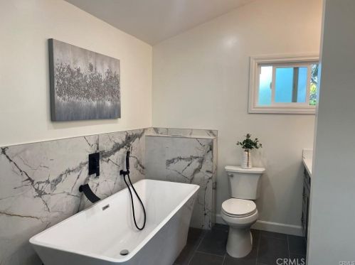 1143 23rd St, Manhattan Beach CA  90266-2927 exterior
