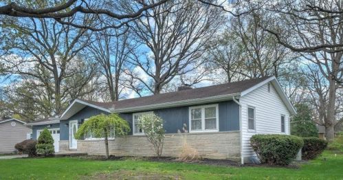775 Scenic Dr, Marion, OH 43302-8323