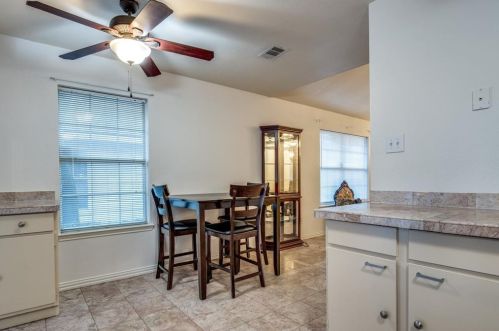 4518 Falls Dr, Dallas TX  75211-6405 exterior