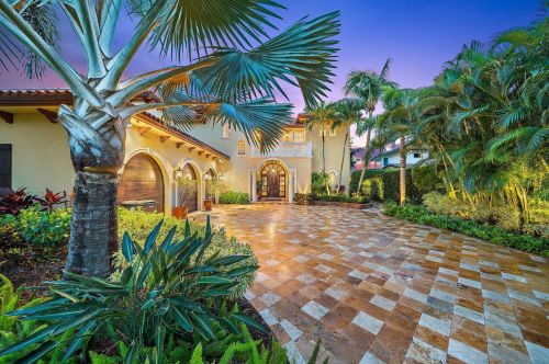 12864 Shore Dr, West Palm Beach, FL 33410-2056
