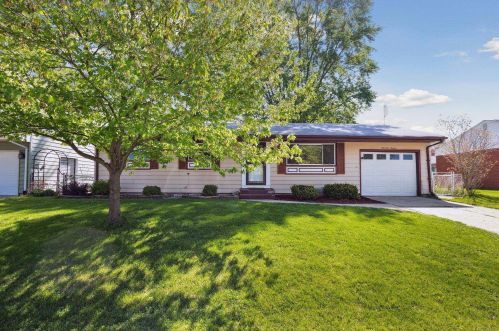 1416 Dodge Ave, Mishawaka IN  46544-5546 exterior