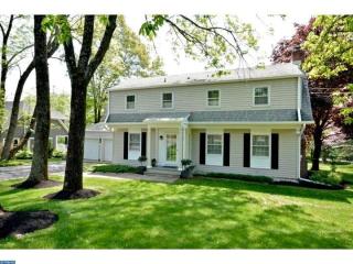 121 Bertrand Dr, Princeton NJ  08540-2949 exterior