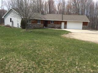 611 Cross Rd, Krakow, WI 54171-9751