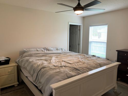 413 Dolores Ave, Fort Pierce FL  34983-1938 exterior