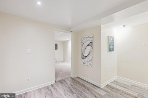 608 Columbia Rd, Washington DC 20001-2905 exterior