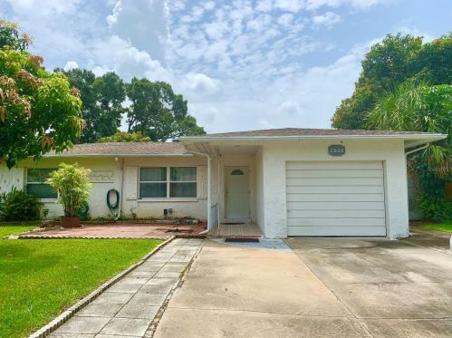 2600 46th Ter, Saint Petersburg, FL 33714-3106