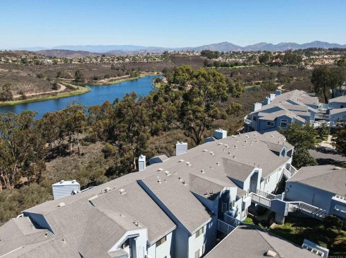 11074 Caminito Vista Pacifica, San Diego CA  92131-2398 exterior