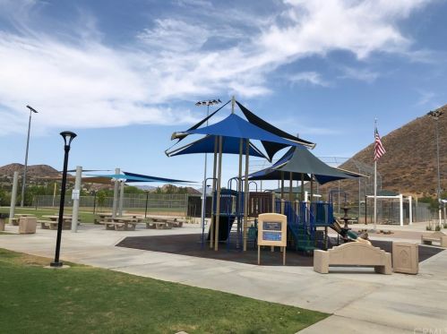 35415 Ocotillo Ct, Lake Elsinore CA  92532-2592 exterior