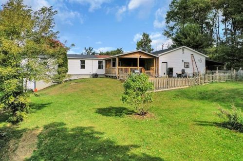 3594 Old Butler Rd, New Castle PA  16101-9027 exterior