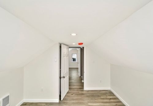 159 Stoughton St, Stoughton MA 02072-1722 exterior