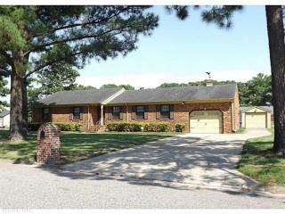 809 Nottingham Rd, Portsmouth, VA 23701-2118