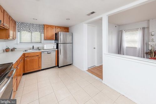 105 Harvest Rd, Swedesboro NJ  08085-1426 exterior