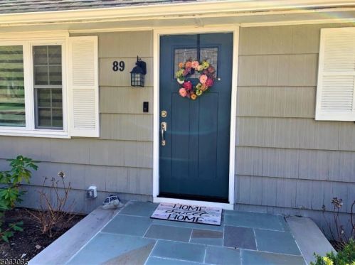 89 Bearfort Rd, West Milford Lakes NJ  07480-1401 exterior