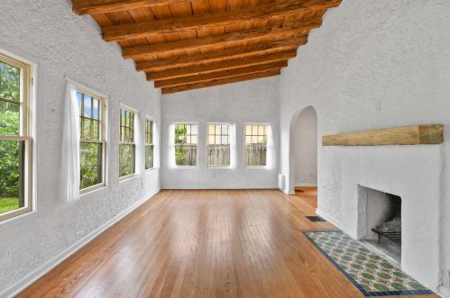 529 34th St, West Palm Beach FL  33407-4823 exterior