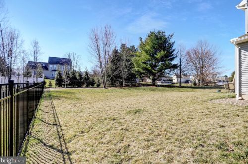 15 Waverly Ln, Carlisle PA  17015-7119 exterior