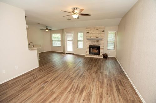 5908 Brown Rock Trl, Austin, TX 78749-3306