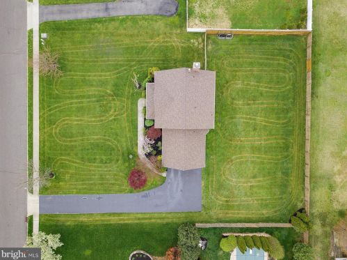 15 Lake Narraticon Dr, Swedesboro NJ  08085-3417 exterior