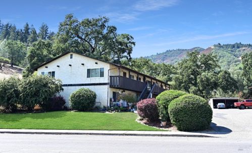 2100 Dora St, Ukiah, CA 95482-6614