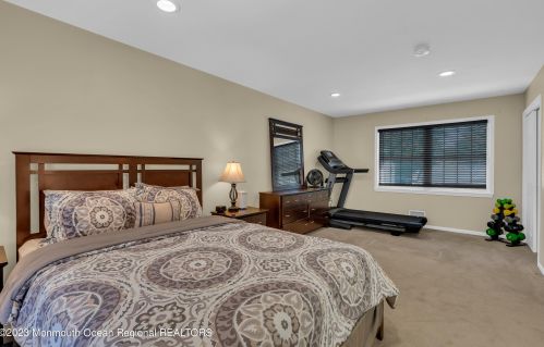 51 Camden Dr, Bricktown NJ 08723-7552 exterior