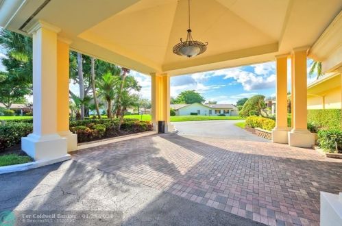 2622 13th St, Delray Beach FL  33445-1327 exterior