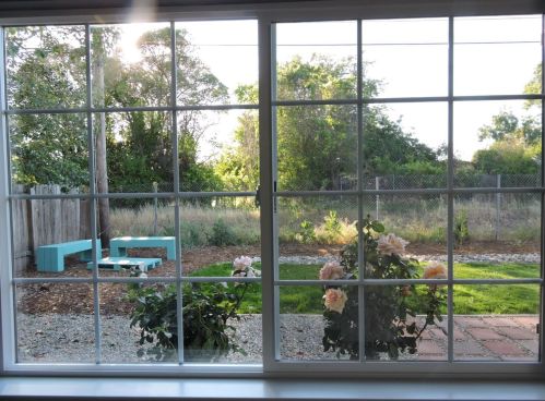 6577 Melrose Dr, North Highlands CA  95660-4378 exterior