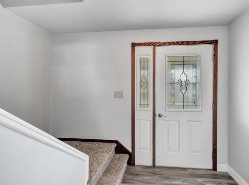 1698 Beaver Dam Dr, Green Bay, WI 54304-2002