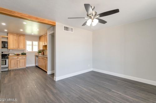 8136 12 St, Phoenix AZ 85022-3137 exterior